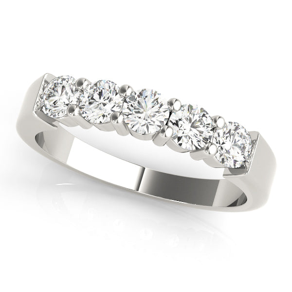 Round Lab-Grown Diamond Prong Set Straight 5-Stone Diamond Ring, DE Color VVS Clarity