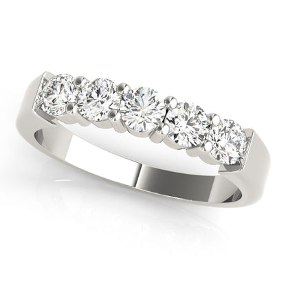 Round Lab-Grown Diamond Prong Set Straight 5-Stone Diamond Ring, DE Color VVS Clarity