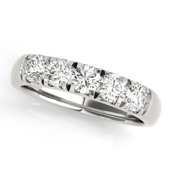 0.25Ct - 1.50Ct Lab-Grown Round Diamond Flush Prong Setting with Channel Inspired Illusion 5-Stone Diamond Ring, DE Color VVS Clarity