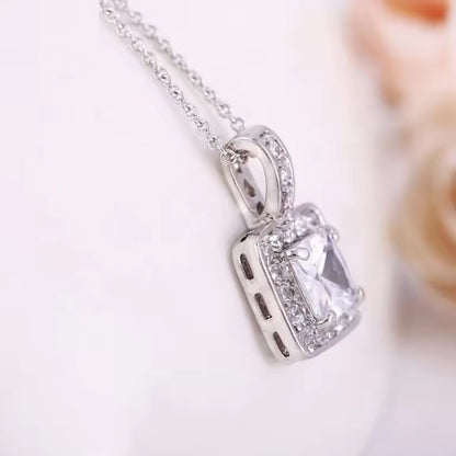 0.50Ct Lab Grown Diamond Princess Solitaire Pendant Necklace in Gold