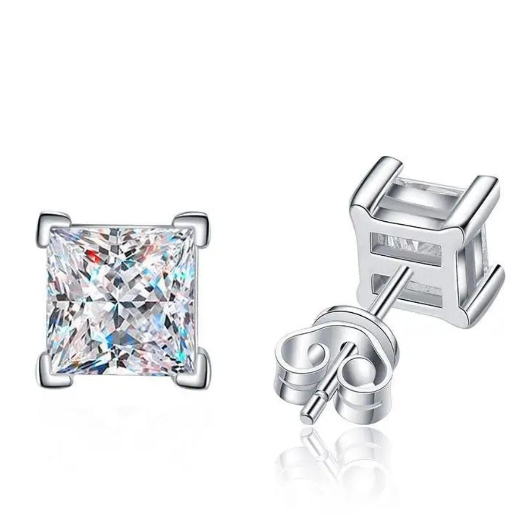 0.30Ct Princess Solitaire Diamond Studs Earrings in Platinum