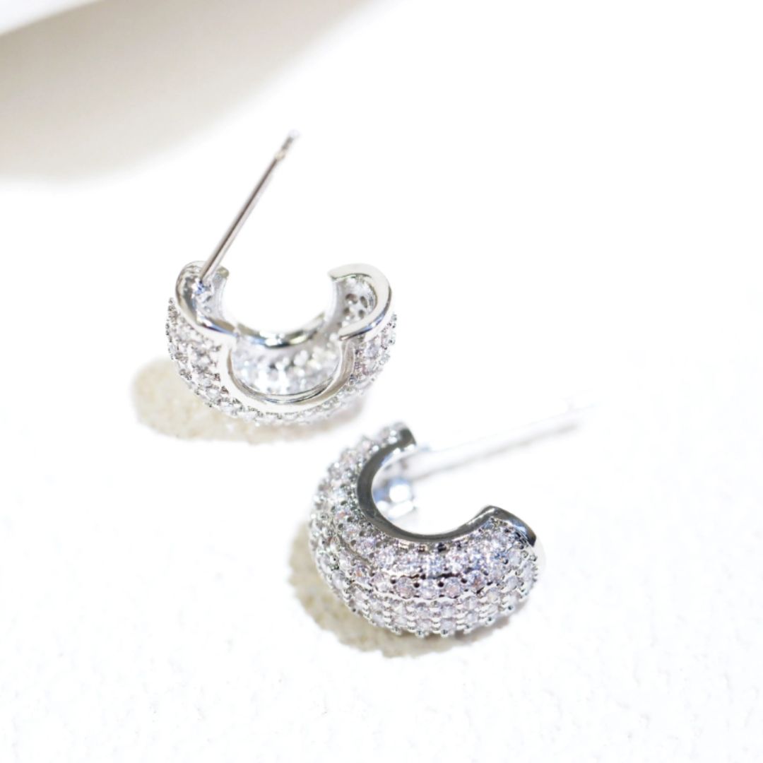 0.33Ct Round Lab Grown Diamond Huggie Hoop Studs Earring in Gold