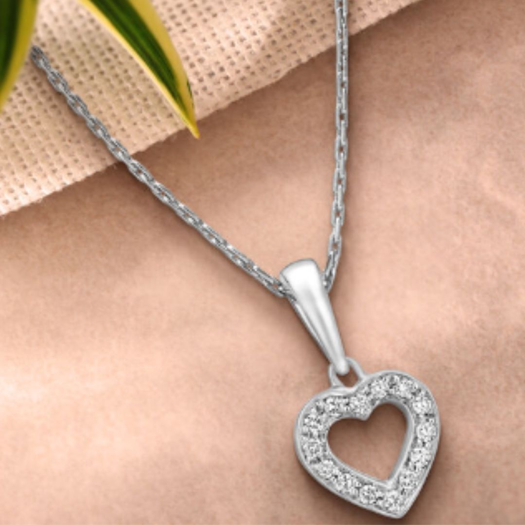 0.20Ct Round Lab Grown Diamond Heart Shape Pendant in Gold
